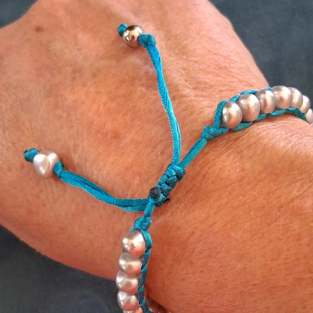 Silver Fresh Water Pearl Bead Bracelet with Turquoise Cord.